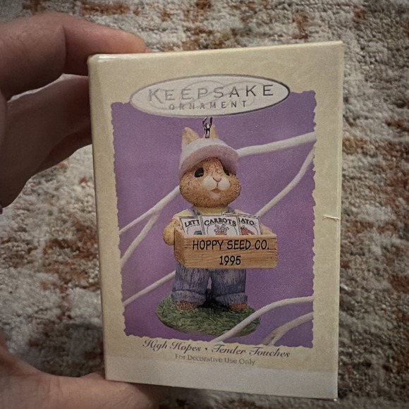 Hallmark Other - VTG .  1995 . Hallmark  Ornament . "High Hopes" # 8259 . (Collectors Club)